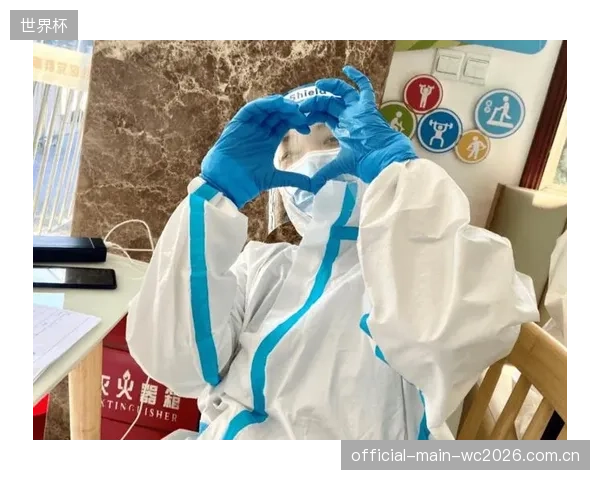 医疗团队针对北美环境配备过敏专家,大本营后勤细节彰显专业性。 医疗团队针对北美环境配备过敏专家,大本营后勤细节彰显专业性。